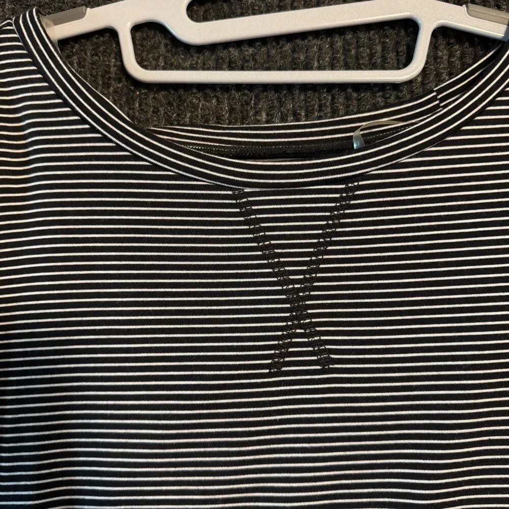 Susina Black White Striped Long Sleeve Top Tie Cuff Sz M